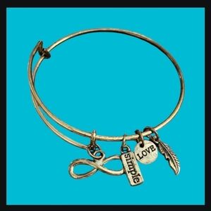 5/$25 Antique Brass Simple Love Charm Bangle Bracelet